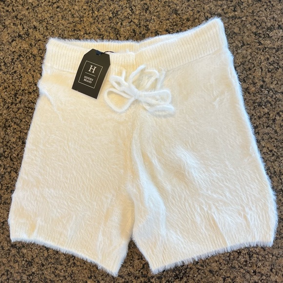 Fuzzy high waisted off white shorts. NWT - Picture 2 of 15